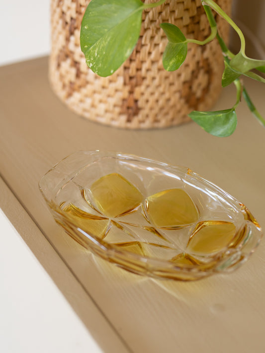 Gult glassfat